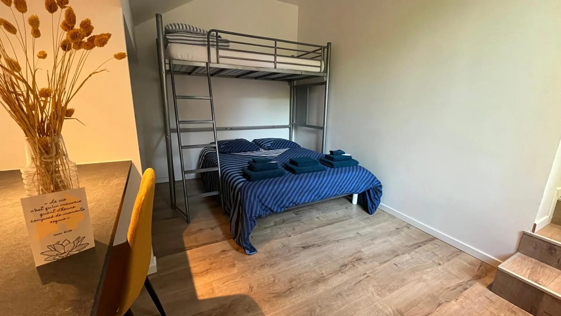 Petit maison chaleureuse dans le Vallon Marcillac-Vallon France